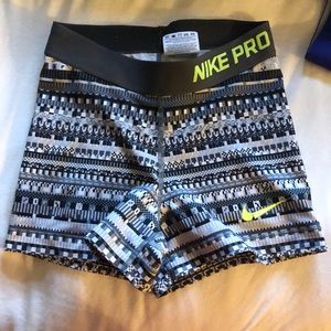 3” Nike Pros